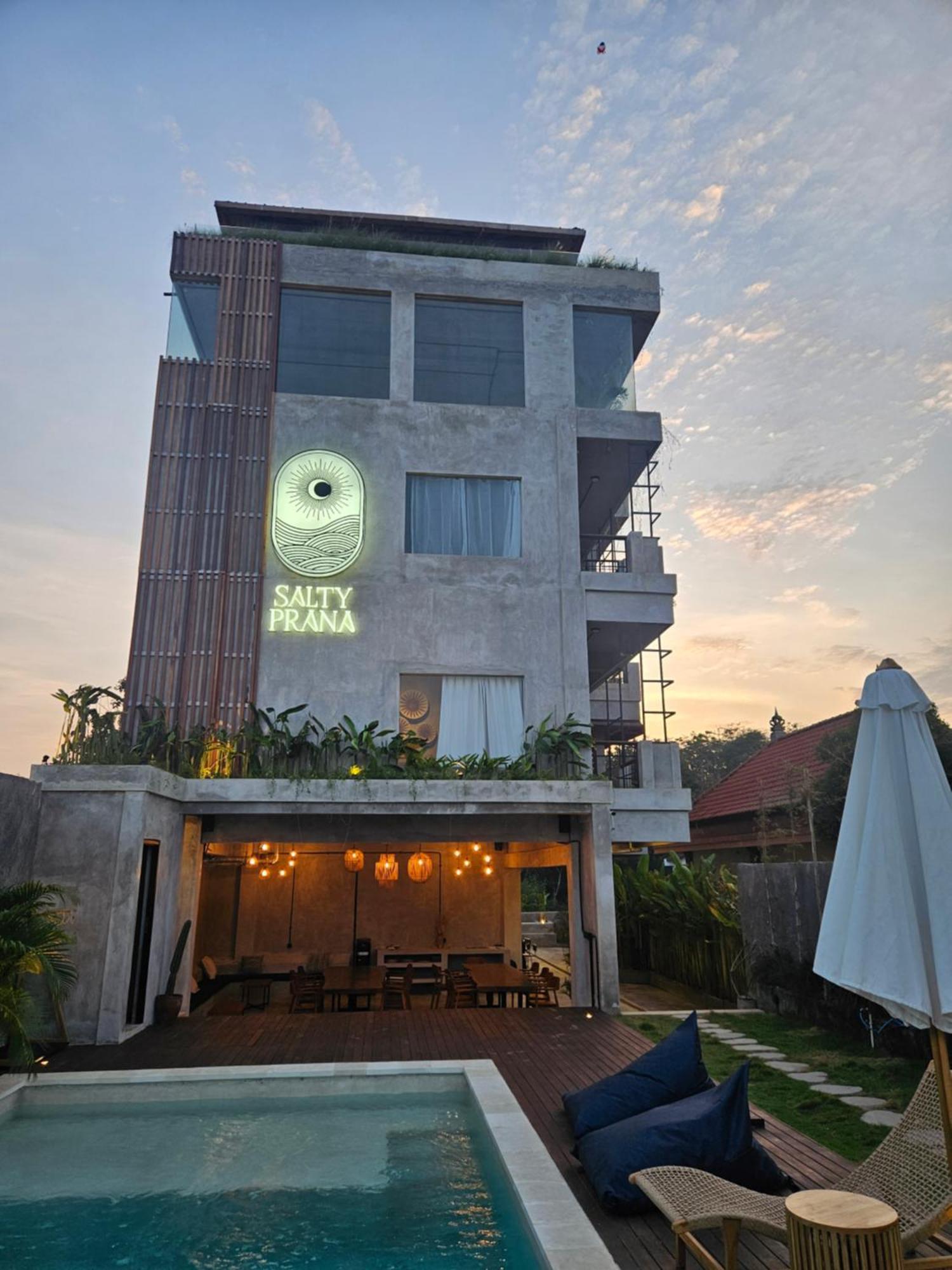 Salty Prana Retreat Center Hotel Uluwatu  Exterior photo